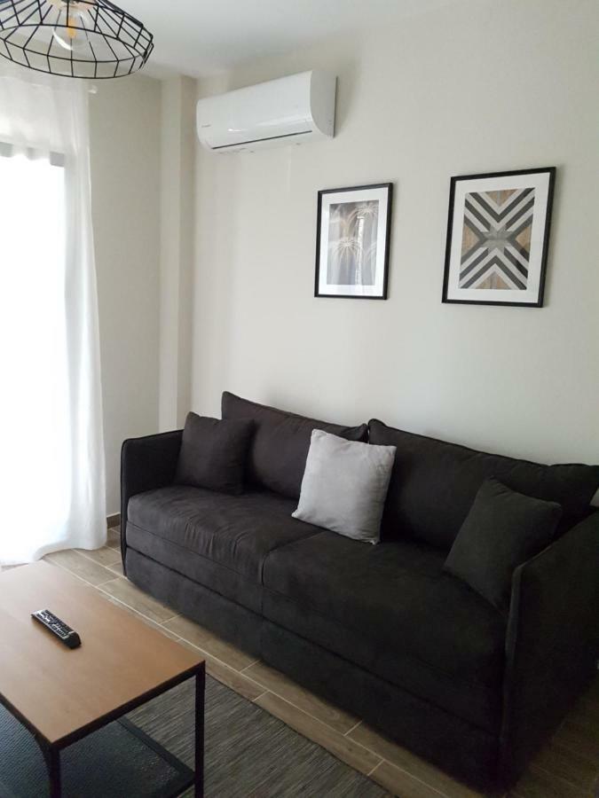 Fantastic Four Apartments Néoi Epivátai Esterno foto